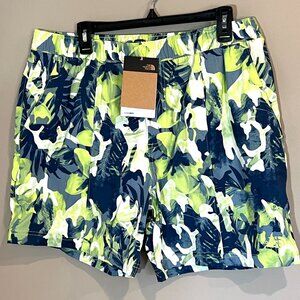 The North Face Men's Printed Class V Pull-On Shorts Large Tropical Green Trunks